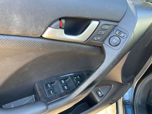 Used 2011 Acura TSX Sedan image 12
