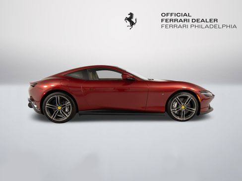 Certified 2022 Ferrari Roma image 8