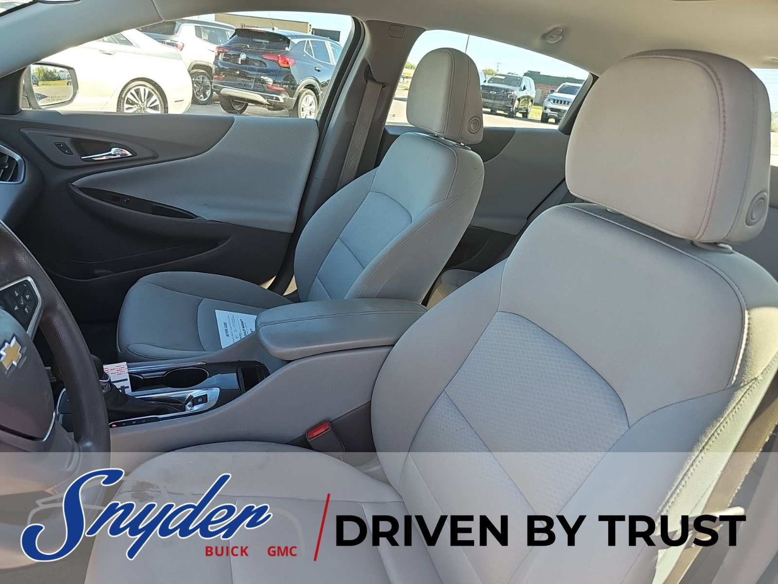 Used 2023 Chevrolet Malibu LT FWD image 10