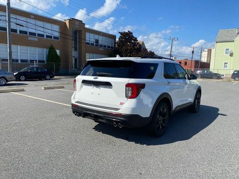 Used 2020 Ford Explorer ST w/ ST Street Pack image 5