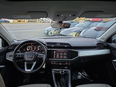 Used 2021 Audi Q3 2.0T Premium image 43