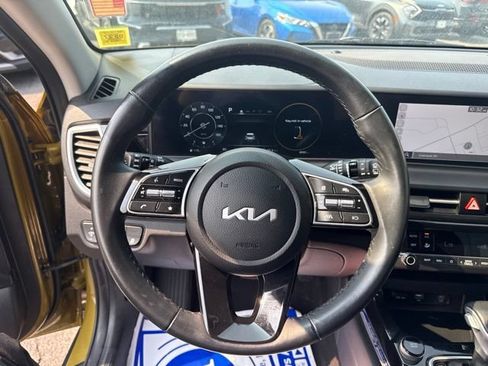Certified 2024 Kia Seltos X-Line AWD/4WD image 20