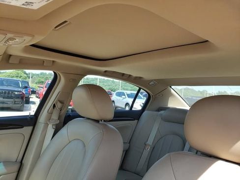 Used 2011 Buick Lucerne CXL FWD image 20