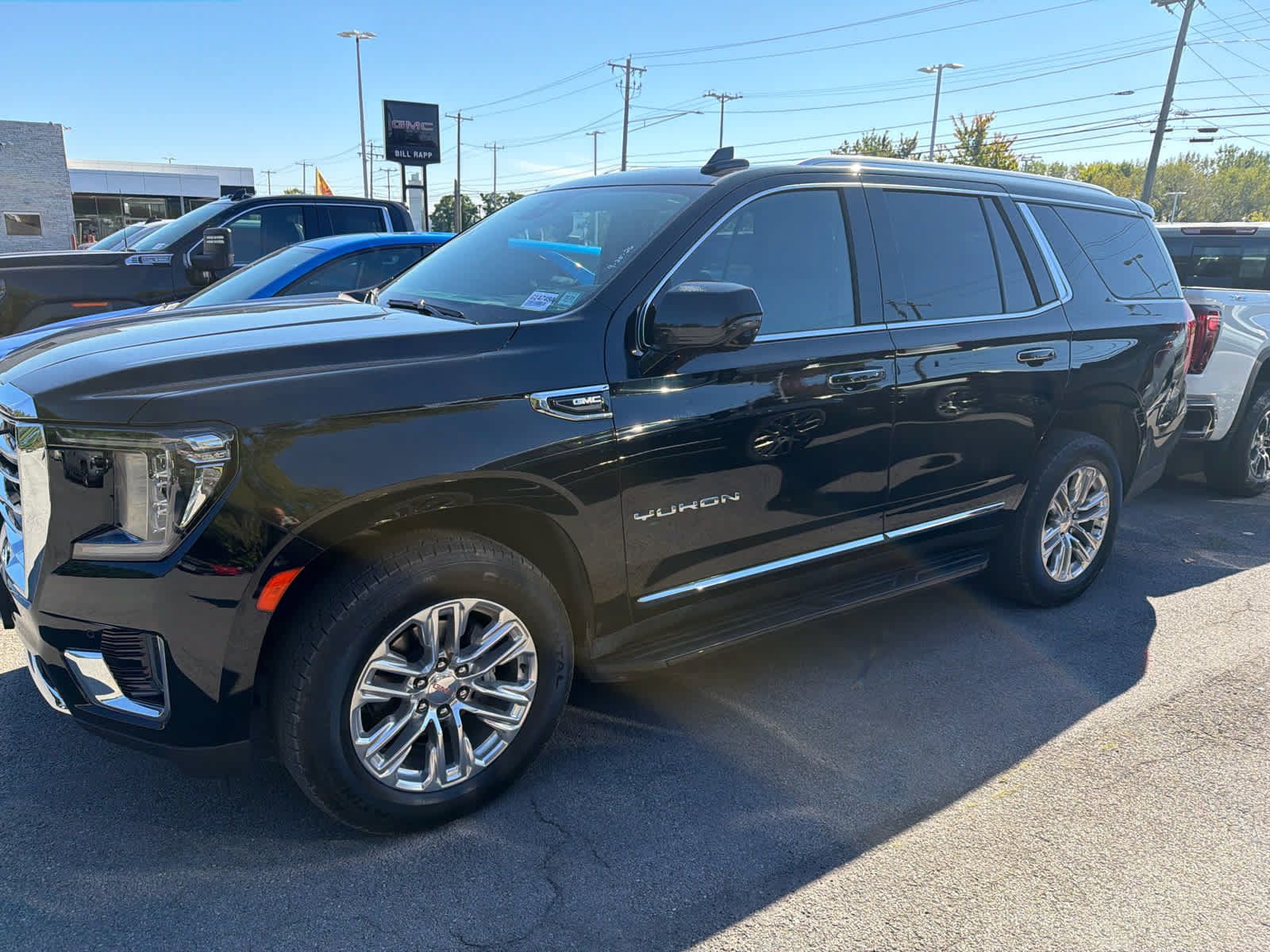Used 2023 GMC Yukon SLT w/ SLT Premium Package AWD/4WD image 20