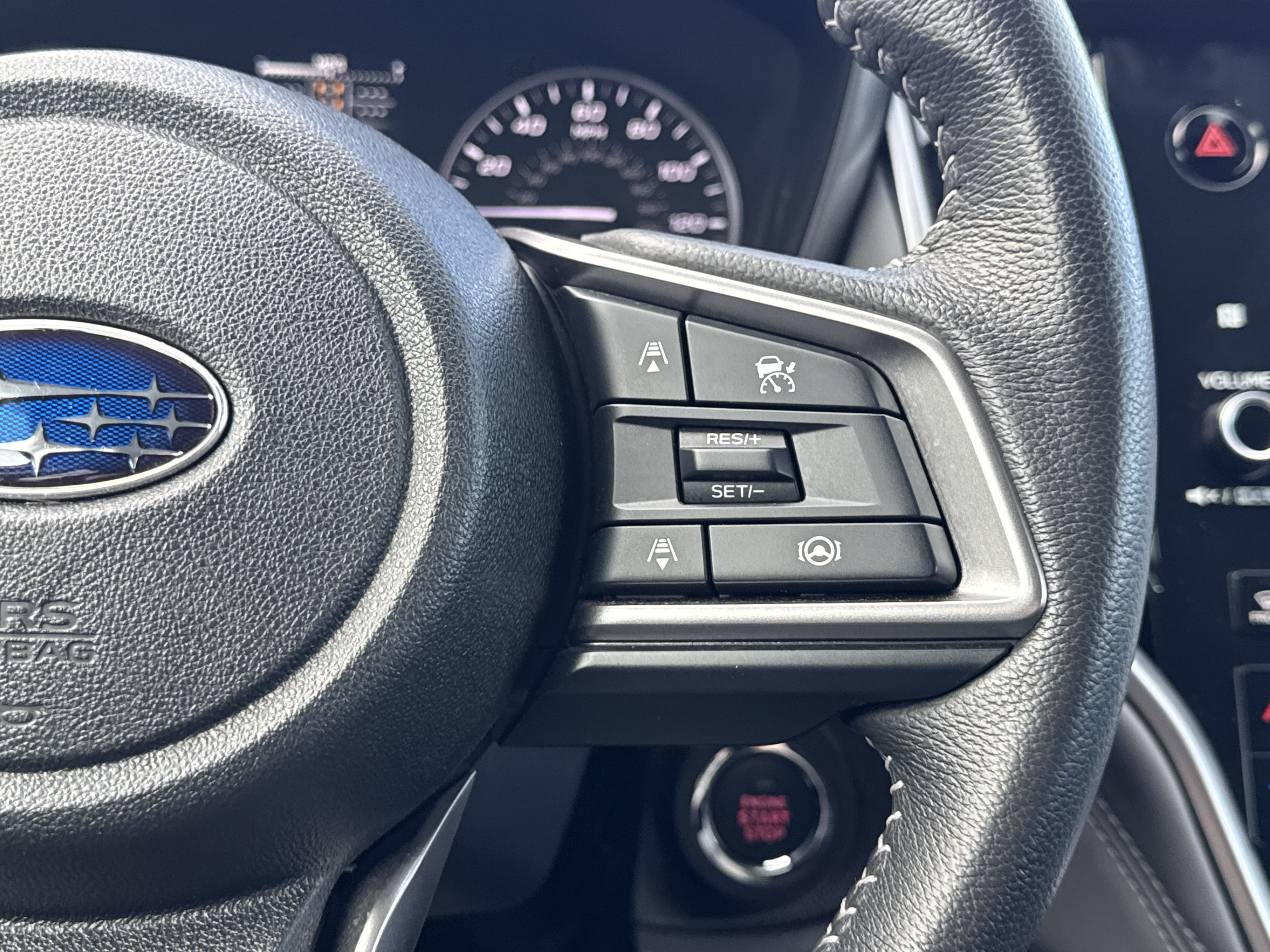 Used 2023 Subaru Outback Onyx Edition AWD/4WD image 6