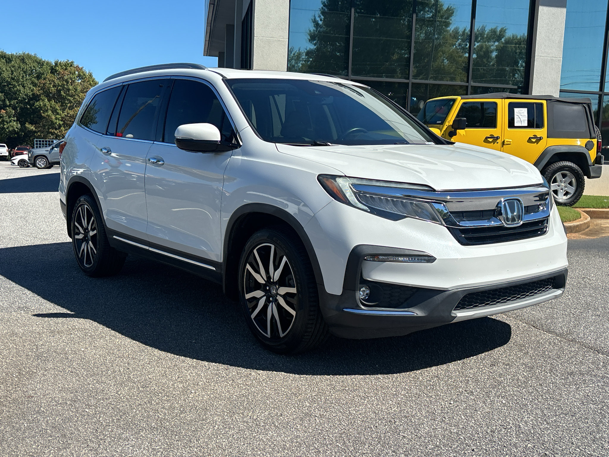 Used 2021 Honda Pilot Touring image 4