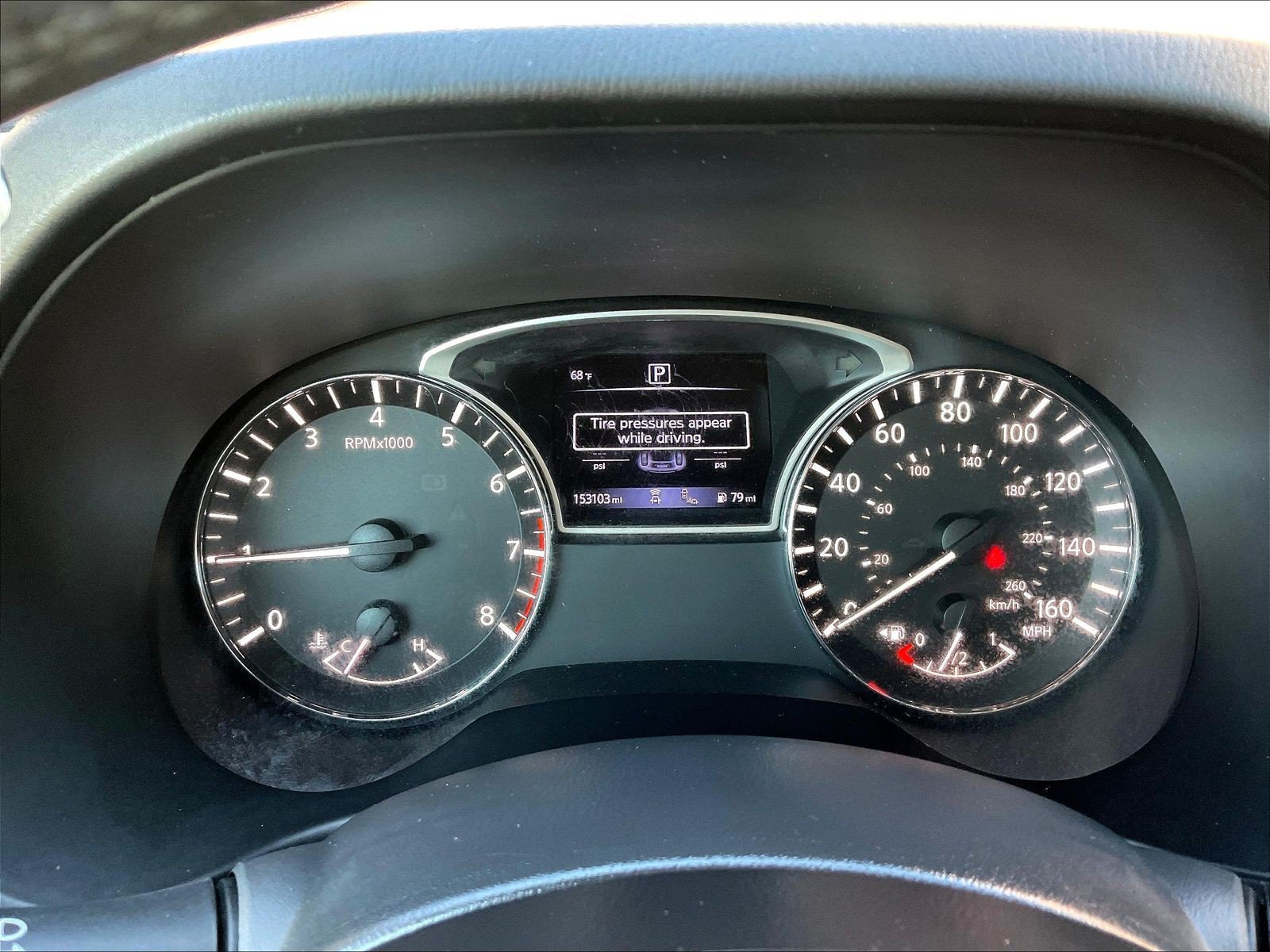 Used 2017 Nissan Pathfinder Platinum w/ Family Entertainment Package FWD image 15