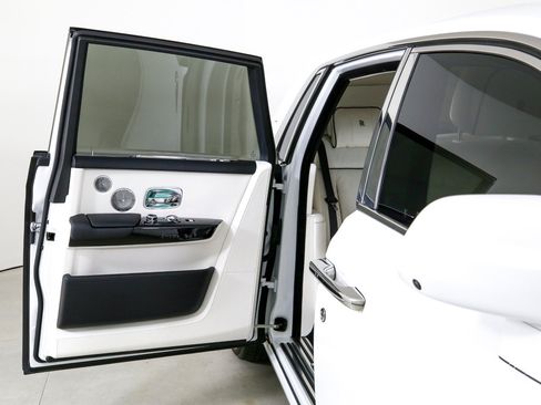 Certified 2024 Rolls-Royce Phantom Sedan RWD image 29