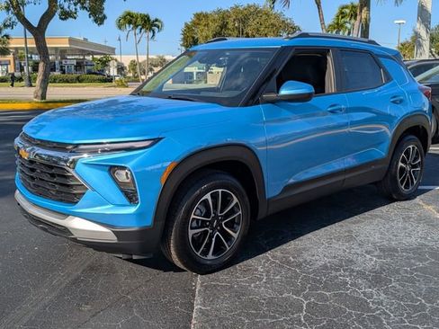New 2026 Chevrolet TrailBlazer LT w/ Convenience Package image 3