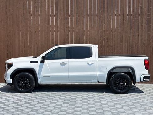 Used 2024 GMC Sierra 1500 Elevation AWD/4WD image 15