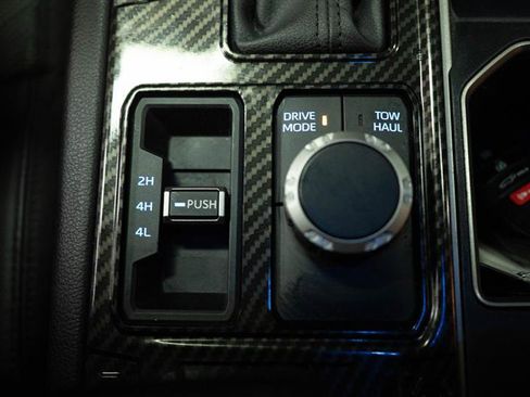 Used 2024 Toyota Tundra Limited image 22