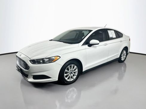 Used 2015 Ford Fusion S FWD image 3