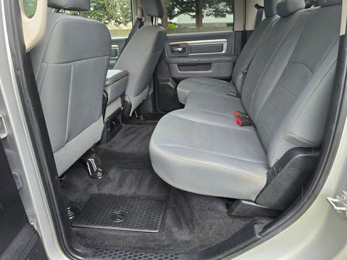 Used 2016 RAM 2500 SLT image 19