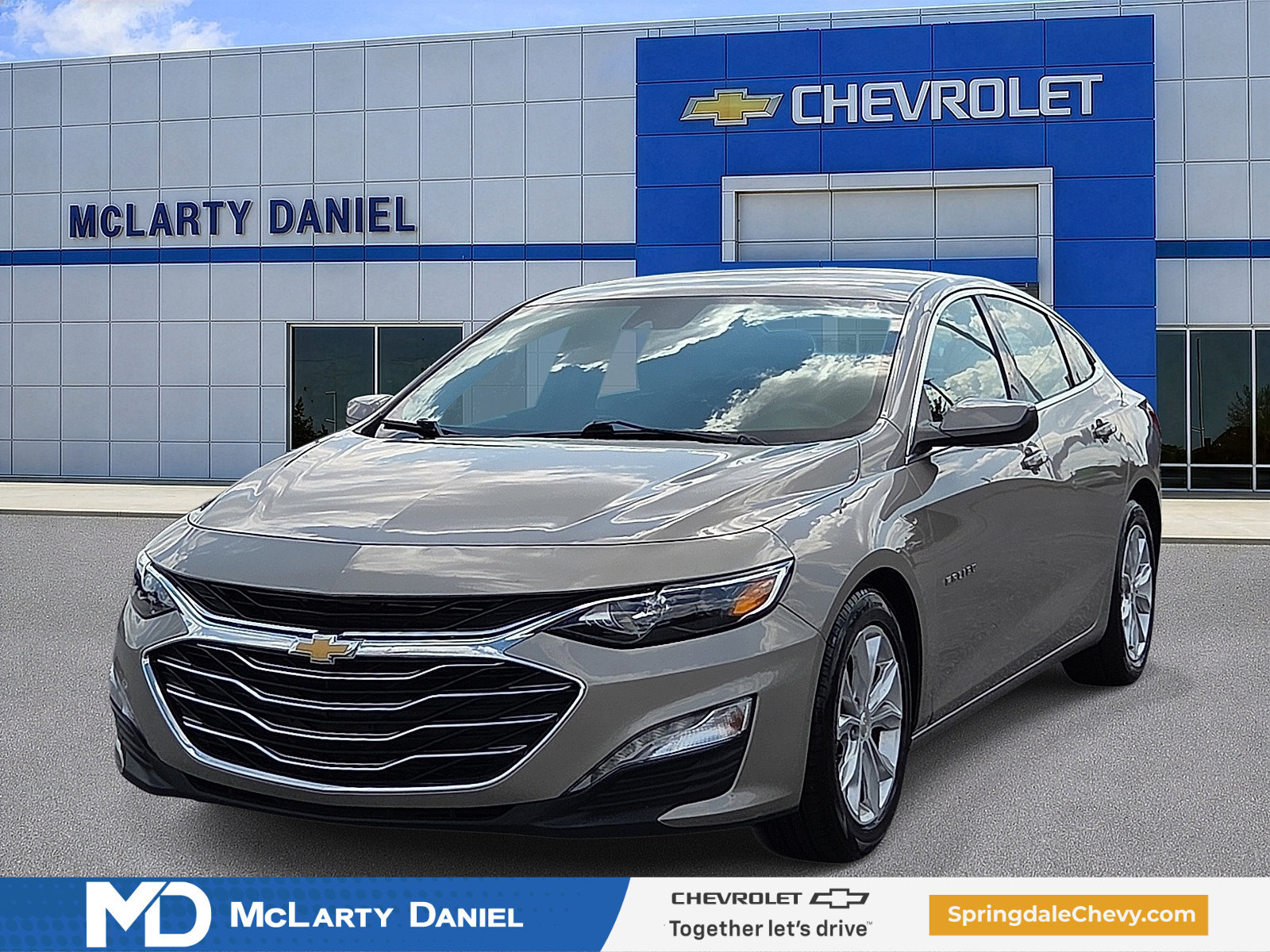 Certified 2024 Chevrolet Malibu LT FWD image 2