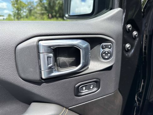Used 2024 Jeep Wrangler Unlimited Rubicon 392 AWD/4WD image 18