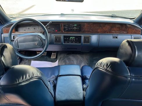 Used 1992 Buick Roadmaster Limited image 24