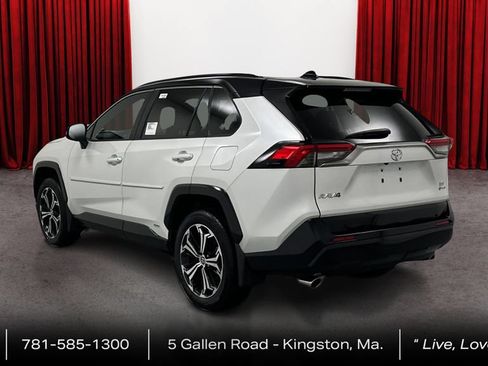 Certified 2025 Toyota RAV4 XSE w/ Weather Package AWD/4WD image 7