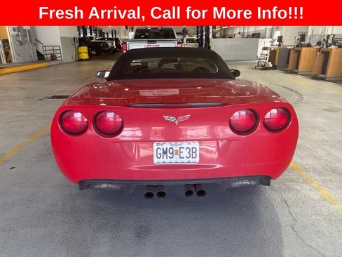 Used 2006 Chevrolet Corvette Convertible w/ Preferred Equipment Group RWD image 19