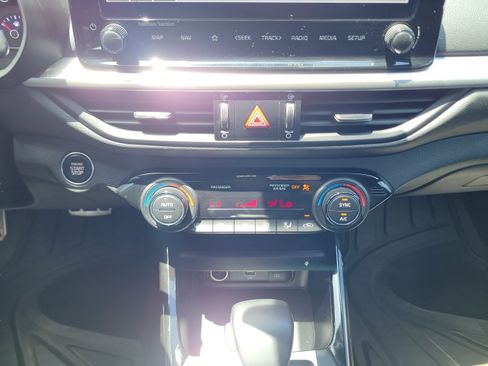 Used 2023 Kia Forte GT w/ GT2 Package FWD image 15