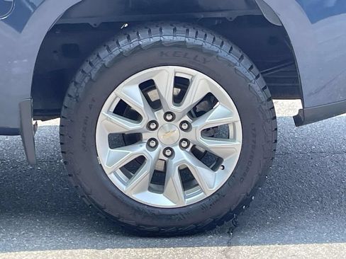 Used 2022 Chevrolet Silverado 1500 Custom AWD/4WD image 12