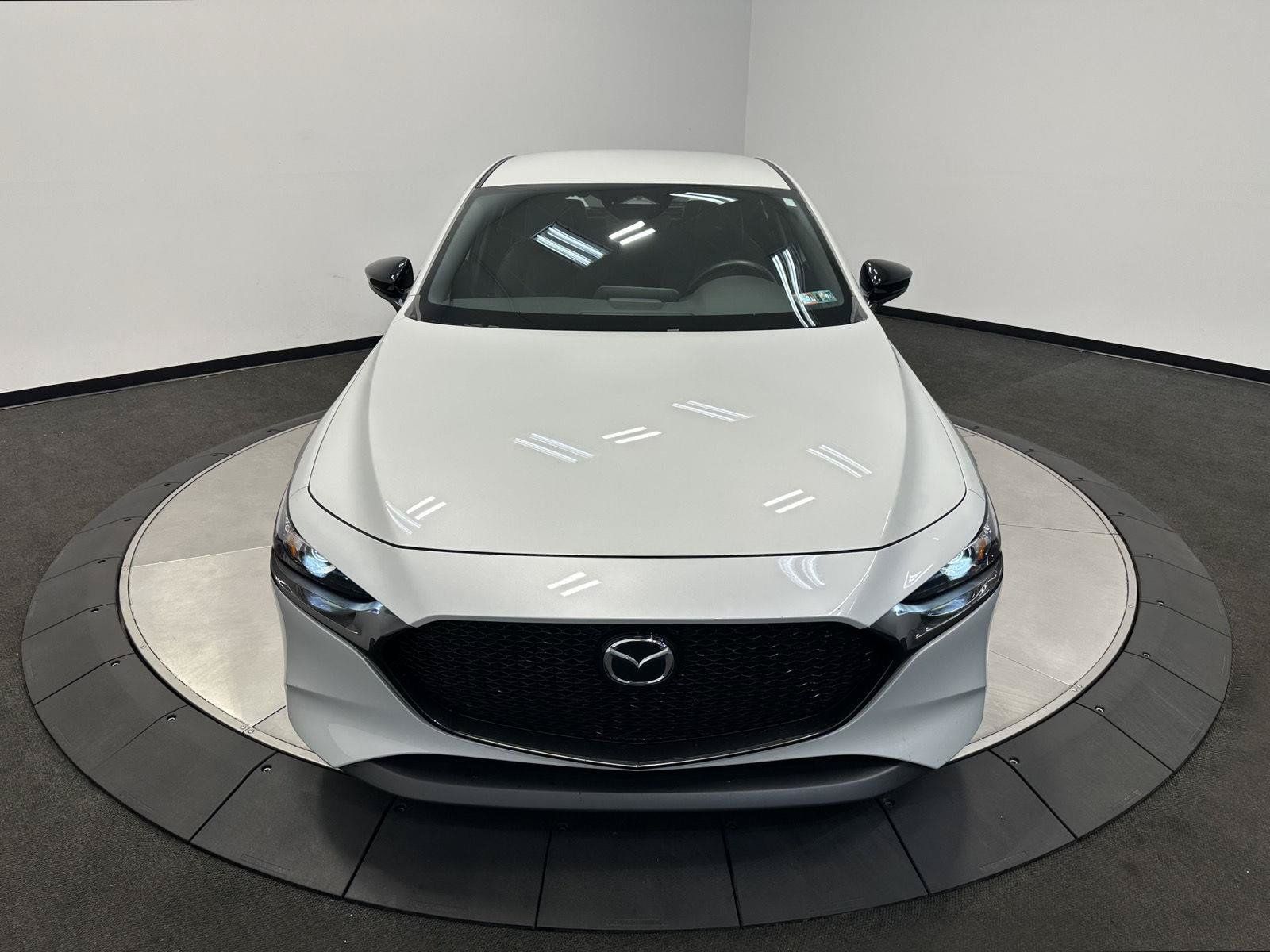 Used 2024 MAZDA MAZDA3 s FWD image 3