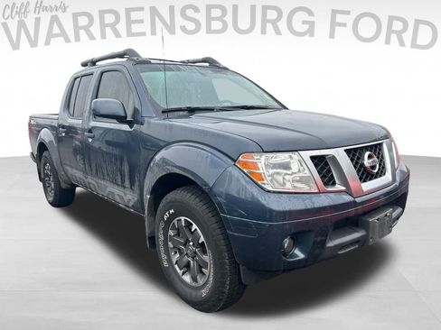 Used 2020 Nissan Frontier PRO-4X w/ Pro-4x Utility Package image 1