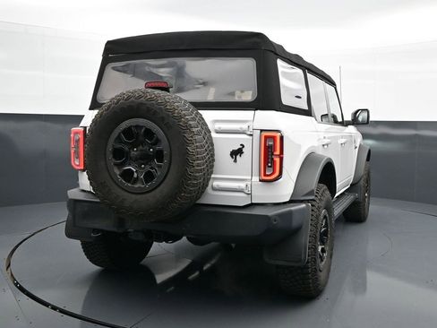 Used 2021 Ford Bronco Outer Banks w/ Sasquatch Package AWD/4WD image 7