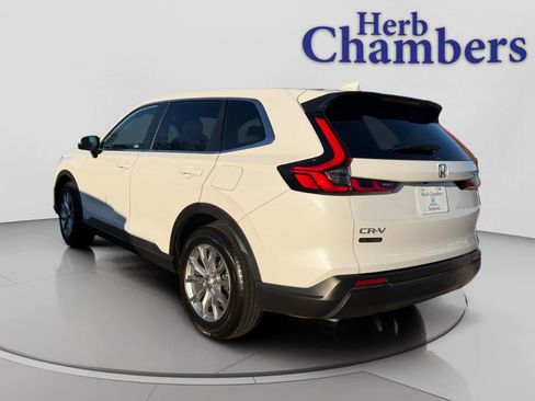 Used 2023 Honda CR-V EX image 3