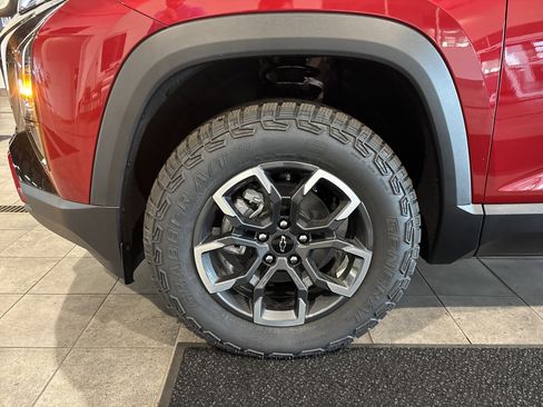 New 2026 Chevrolet Equinox ACTIV w/ Convenience Package III image 10