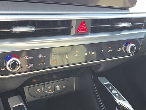 New 2026 Kia Sorento SX image 28