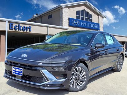 New 2025 Hyundai Sonata Limited