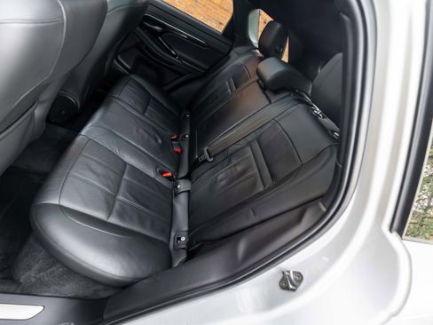 Used 2020 Land Rover Range Rover Evoque R-Dynamic S image 15