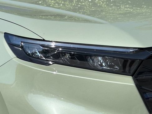 Used 2026 Honda CR-V TrailSport image 30