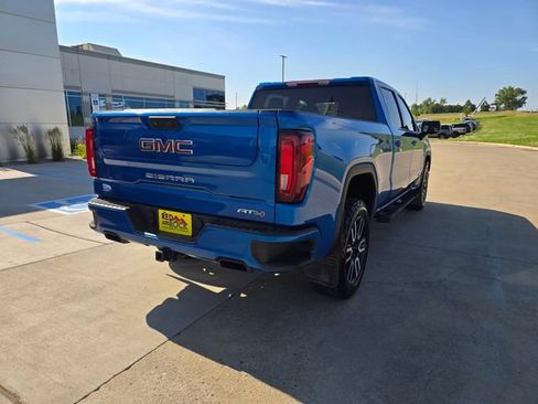 Used 2022 GMC Sierra 1500 AT4 AWD/4WD image 6