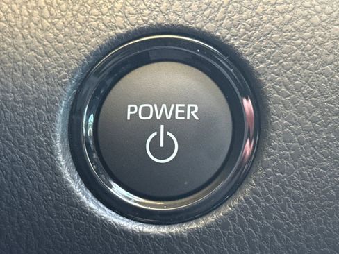 New 2026 Toyota Camry SE image 25