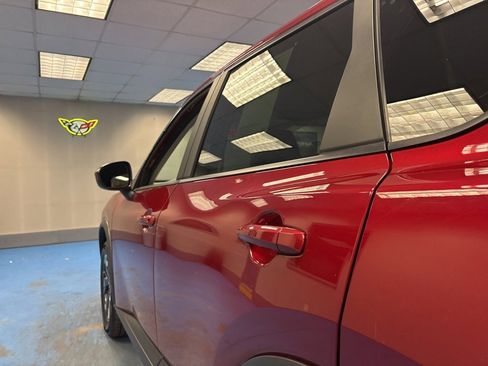 Used 2025 Nissan Rogue SV image 18