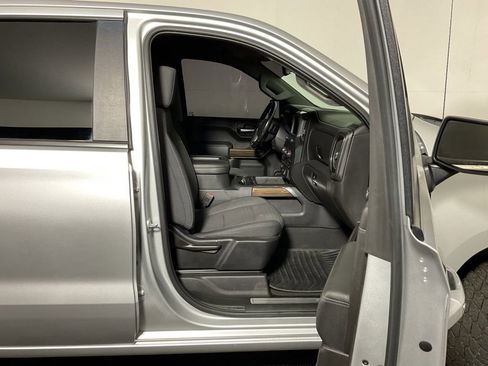 Used 2019 Chevrolet Silverado 1500 RST w/ All-Star Edition image 32