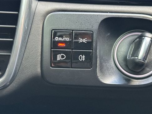 Used 2021 Porsche Cayenne GTS image 33