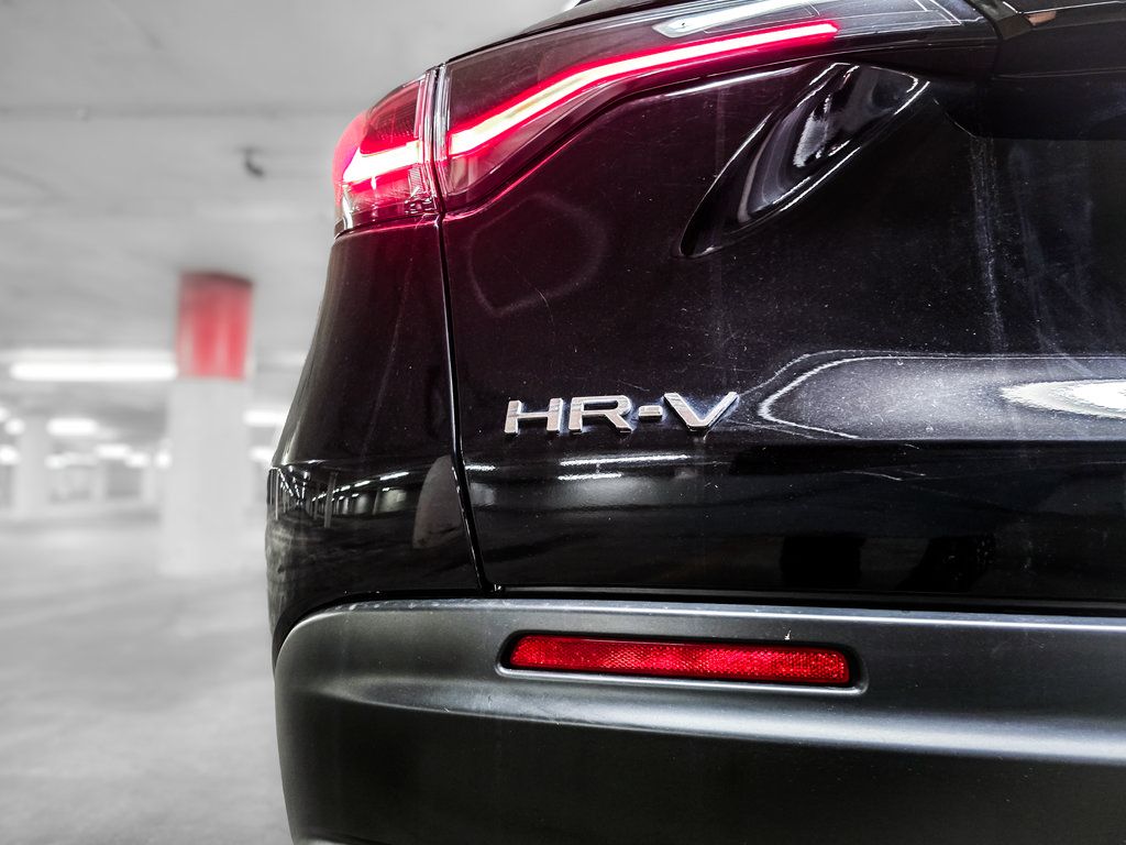 Used 2024 Honda HR-V LX image 9