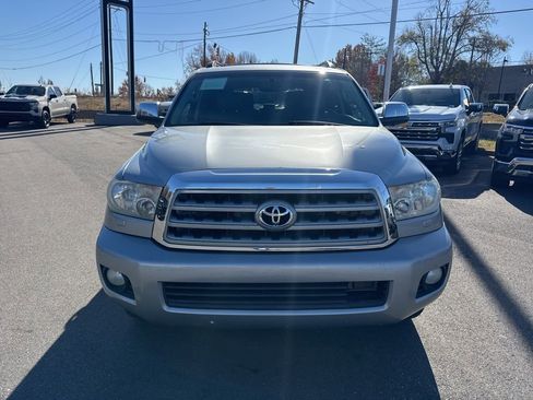 Used 2013 Toyota Sequoia Platinum image 8
