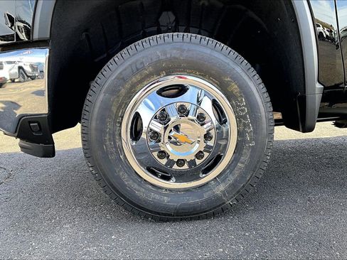 New 2026 Chevrolet Silverado 3500 LT w/ All Star Edition image 12