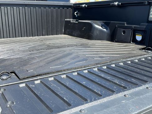 Certified 2023 Toyota Tacoma TRD Off-Road image 27