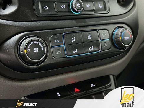 Used 2019 Chevrolet Colorado W/T RWD image 18