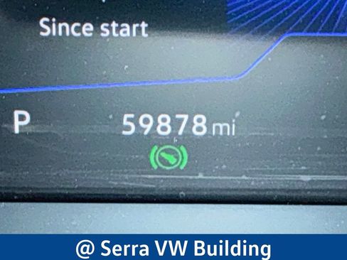 Used 2023 Volkswagen Tiguan SE w/ Panoramic Sunroof Package image 24