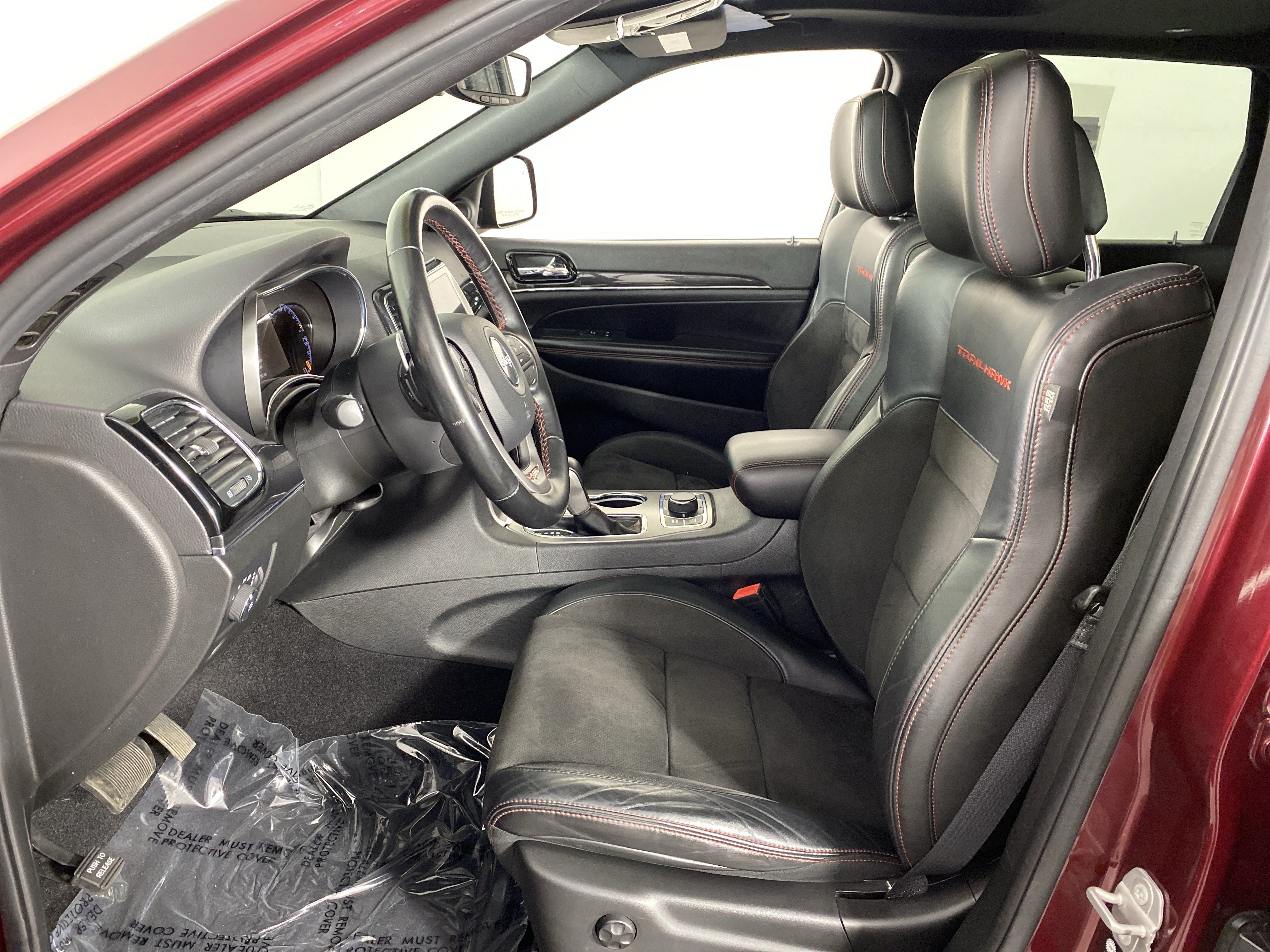 Used 2021 Jeep Grand Cherokee Trailhawk AWD/4WD image 17