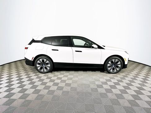 Used 2025 BMW iX xDrive50 w/ Convenience Package image 9