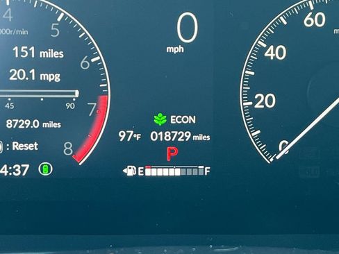 Certified 2024 Honda HR-V LX image 17