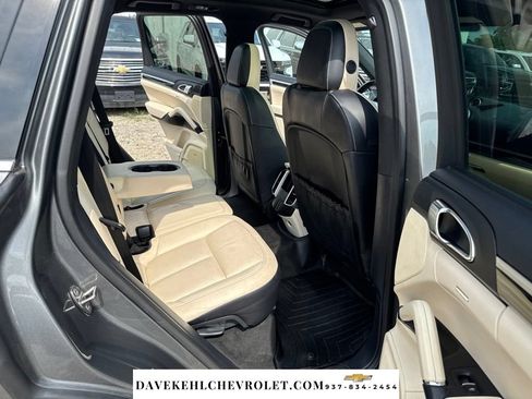 Used 2016 Porsche Cayenne S AWD/4WD image 25