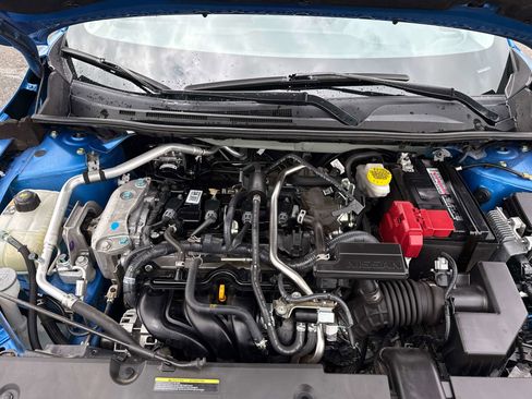 Used 2024 Nissan Sentra SV FWD image 9