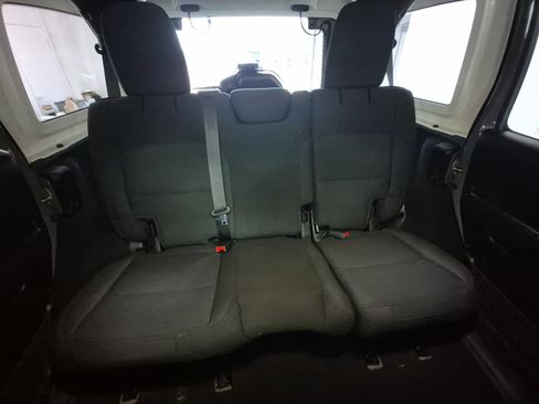 Used 2021 Jeep Wrangler Unlimited Sport AWD/4WD image 21